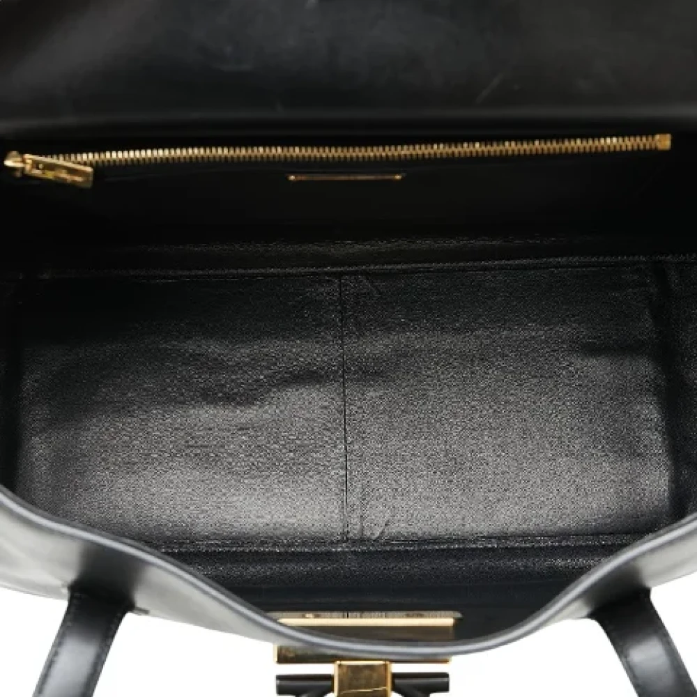 Salvatore Ferragamo Pre-owned Leather handbags Black Dames