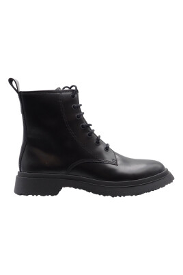 bottes-de-combat-en-cuir-noir