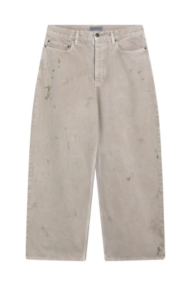 Relaxed Curved Jeans
