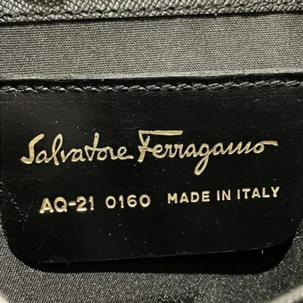 Salvatore Ferragamo Pre-owned Leather handbags Black Dames