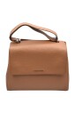 brown-leather-handbag-chic-style