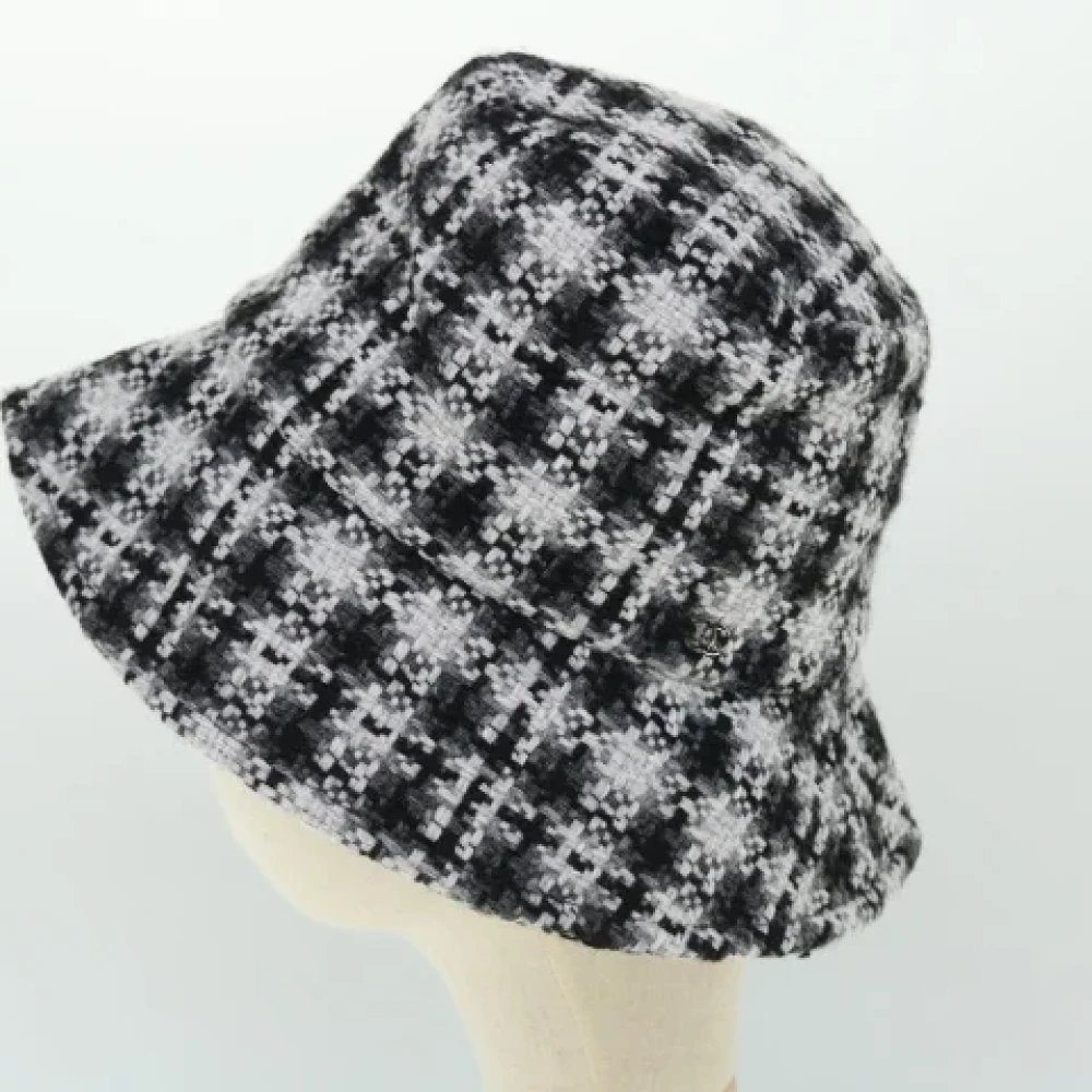 Chanel Vintage Pre-owned Wool hats White Dames