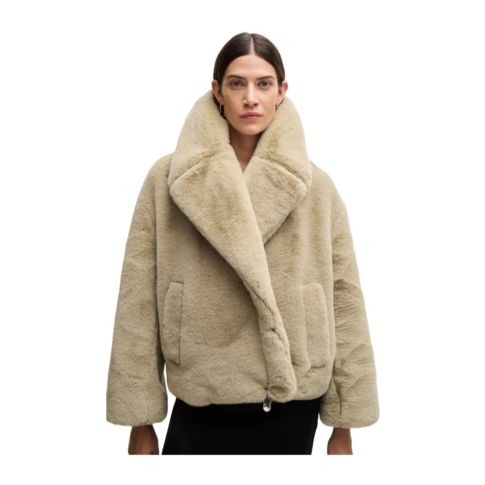 Hugo Boss Korte pluche jas met collegekraag Beige Dames