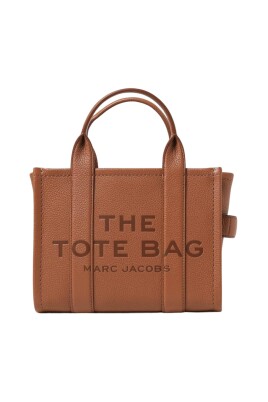 chic-leather-tote-bag