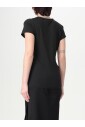 t-shirt-noir-col-en-v