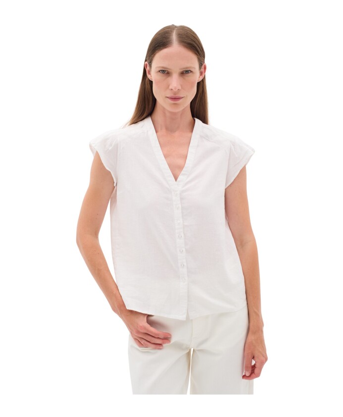 haut-blanc-avec-col-en-v-et-boutons