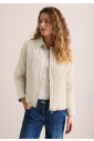 veste-matelassee-avec-cordon-de-serrage