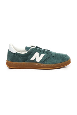 green-sneakers-with-herringbone-pattern