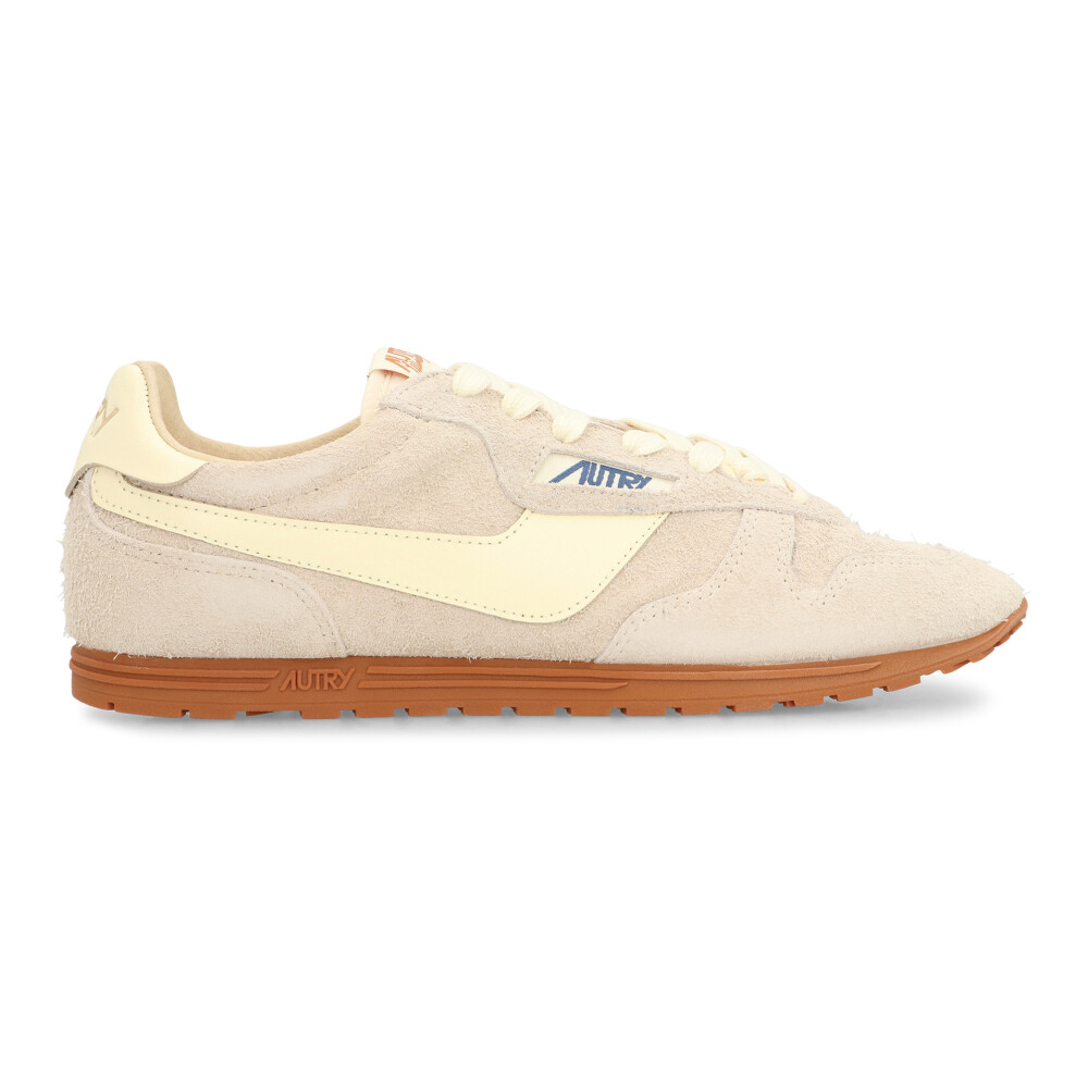 Kupuj kolekcje Autry online na Showroom