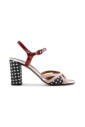 leren-sandalen-met-gespsluiting