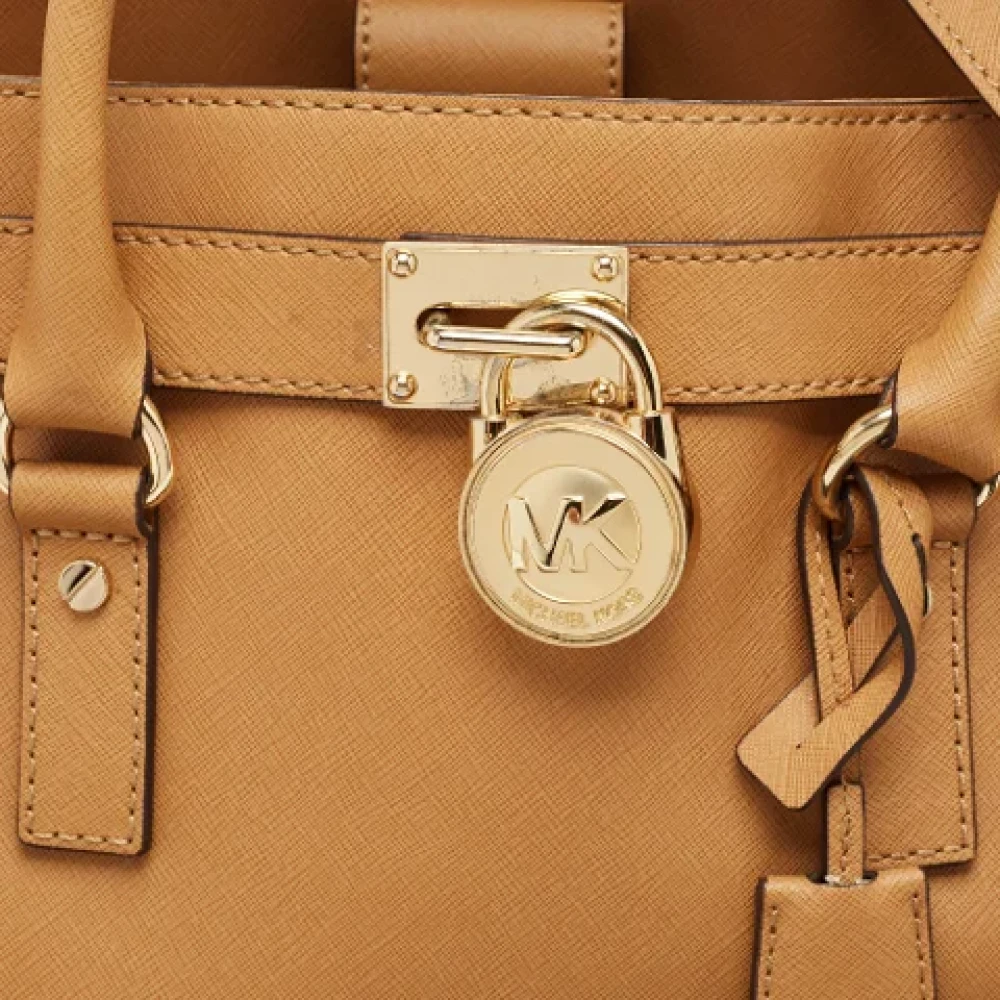 Michael Kors Pre-owned Leather totes Beige Dames