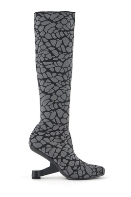 eamz-sock-boot