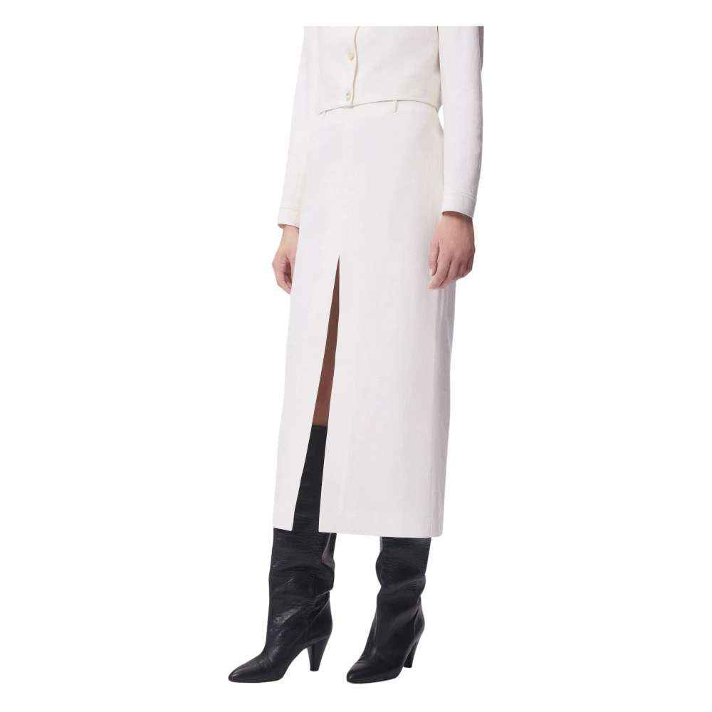 Bizuu Akaba White Dames