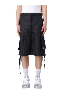 luksus-sorte-casual-shorts-stilfuldt-design