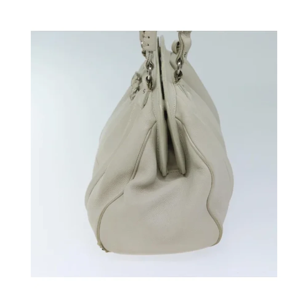 Dior Vintage Pre-owned Leather handbags White Dames