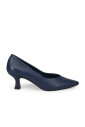 escarpins-a-talon-bleu-pour-un-look-glamour