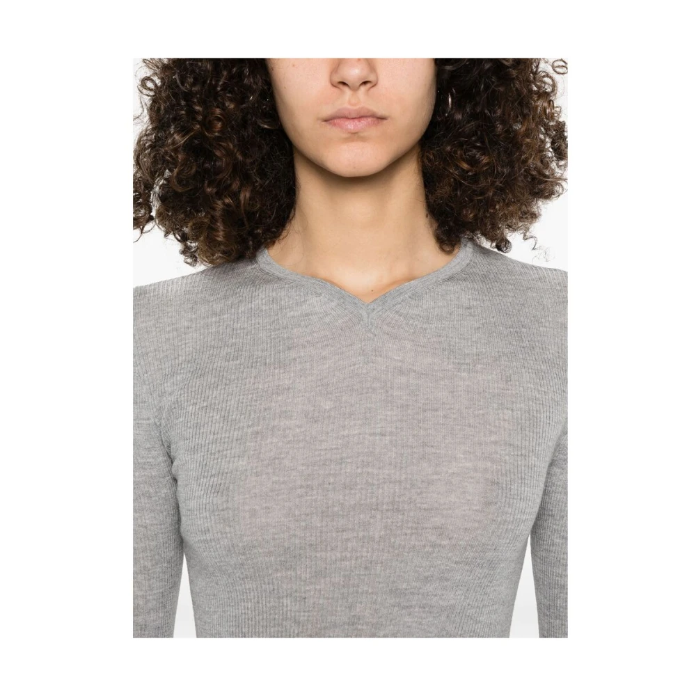 Khaite Lichtgrijze V-hals Trui Gray Dames
