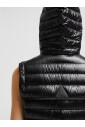 manteau-noir-dexterieur-avec-rembourrage-en-duvet