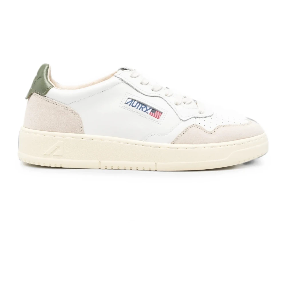 Autry Medalist Low - Male - Sneakers - White - 9 Uk - Shoes