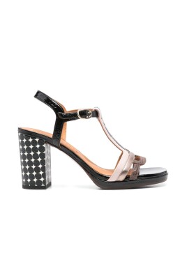 black-buckle-ankle-strap-high-heel-sandals