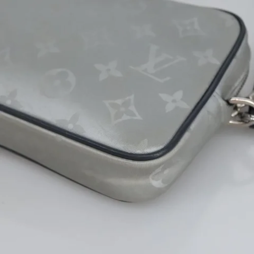 Louis Vuitton Vintage Pre-owned Canvas clutches Gray Dames