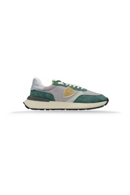 baskets-homme-a-lacets