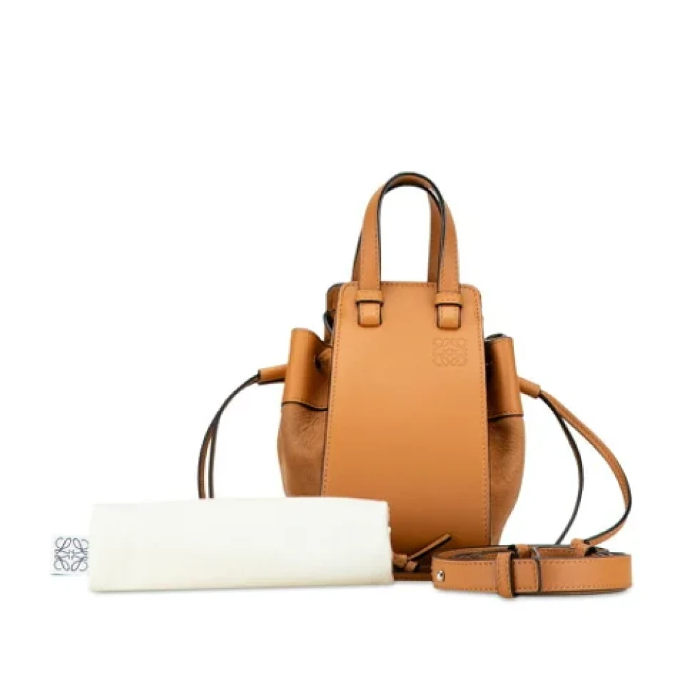 Loewe Pre-owned Leather shoulder-bags Brown Dames