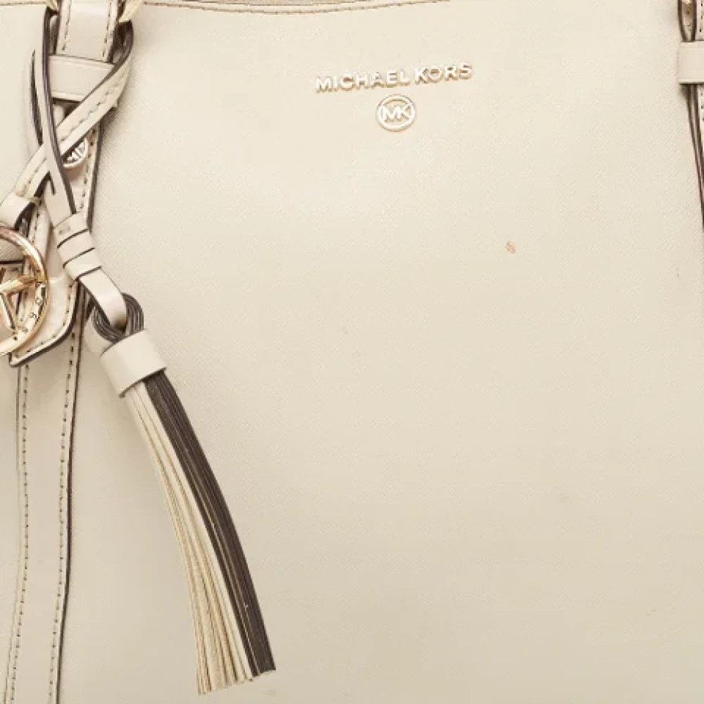 Michael Kors Pre-owned Leather totes Beige Dames