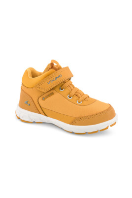 sneaker-stovle