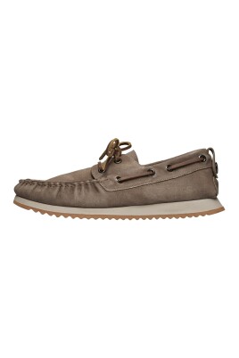 suede-loafers-hull-02-man