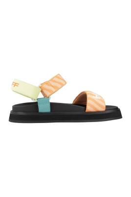 sandales-plates-a-velcro