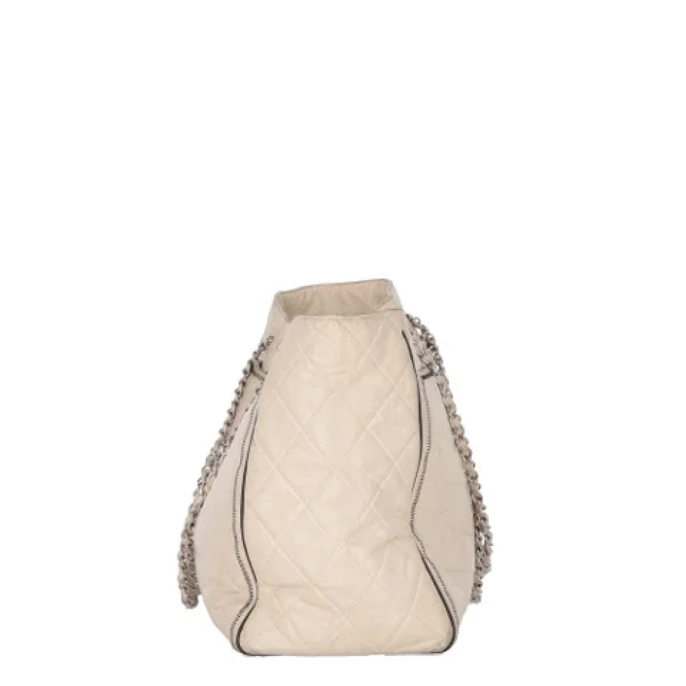 Chanel Vintage Pre-owned Leather chanel-bags Beige Dames