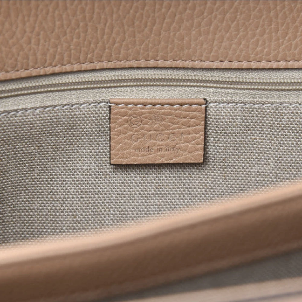 Gucci Camelia Leren Handtas met Kettingriem Beige Dames