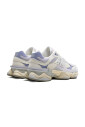 grijze-vetersneakers-met-abzorb-r-middenzool