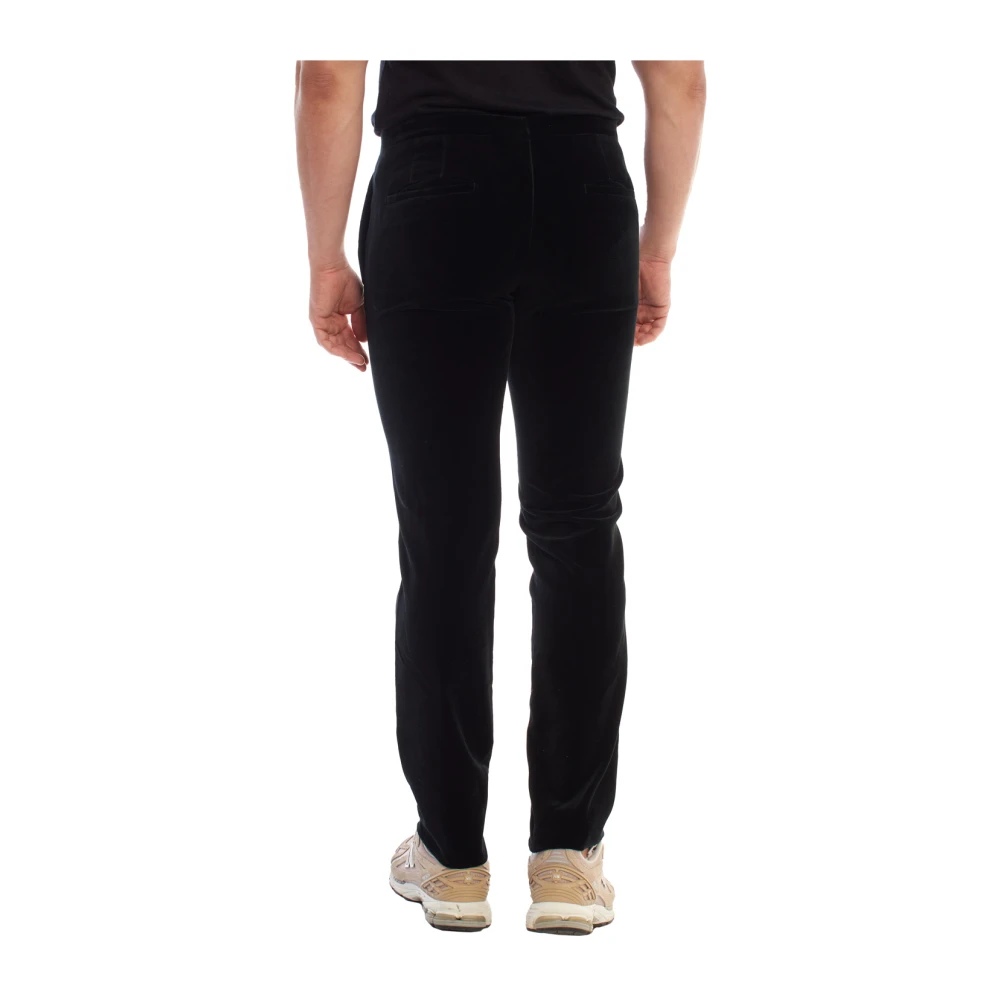 Emporio Armani Fluwelen broek voor verfijnde stijl Black Heren