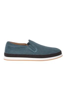 Perforerad mockasin i slip-on-modell