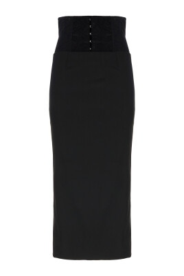 elegante-robe-noire-pour-femmes