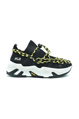 stylish-sneakers-for-everyday-wear