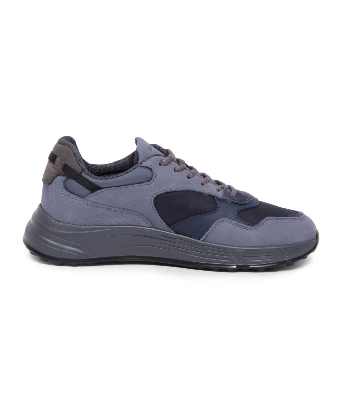 sneakers-hyperlight-avec-technologie-memory-foam