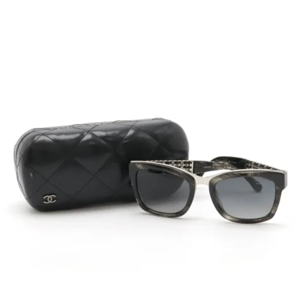 Chanel Vintage Pre-owned Glass sunglasses Black Dames