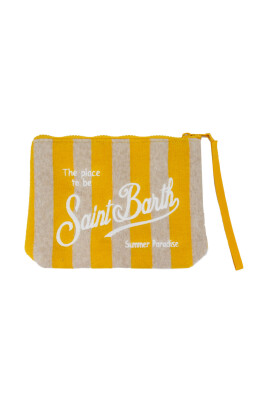 stilfuld-baeretaske-med-broderet-logo