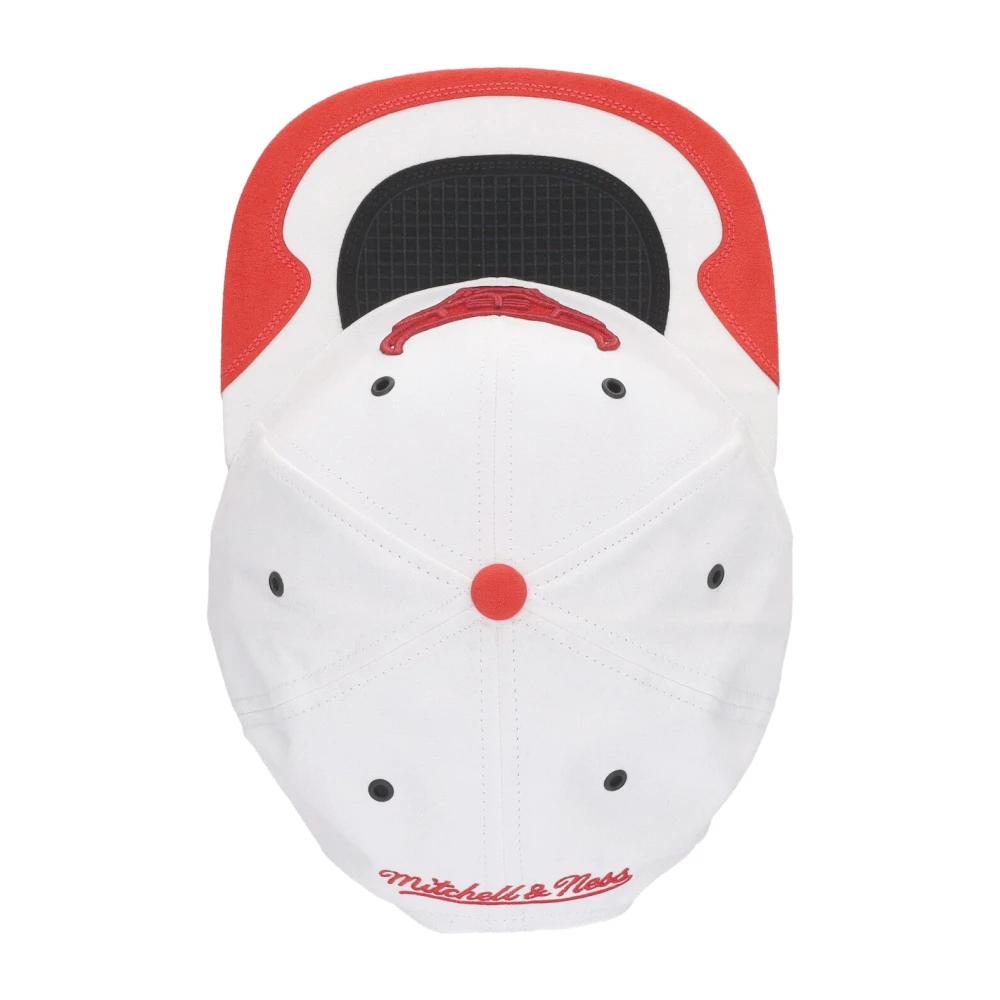 Mitchell & Ness Chicago Bulls Platte Klep Pet White Heren
