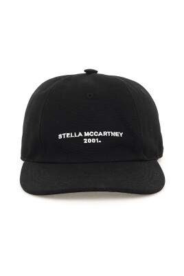 contrasting-logo-baseball-cap