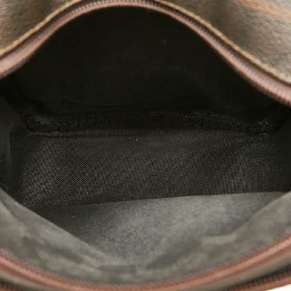 Burberry Vintage Pre-owned Canvas shoulder-bags Brown Dames