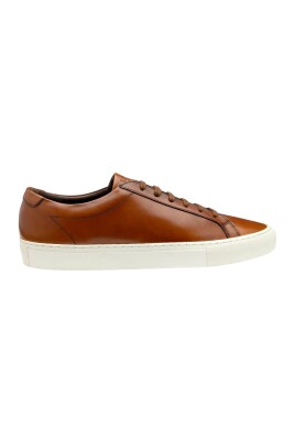chestnut-brown-sneakers-comfort-quality