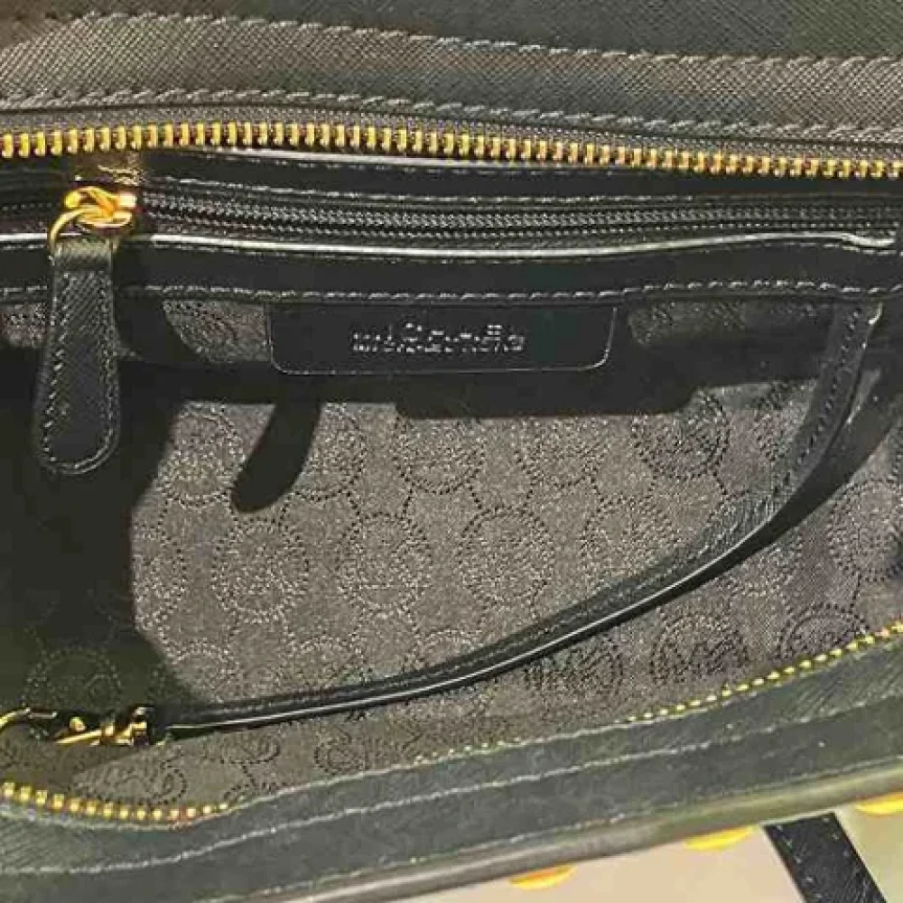 Michael Kors Pre-owned Leather shoulder-bags Black Dames