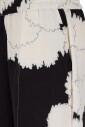 pantalon-decontracte-en-bleu