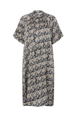 elegant-silk-dress-with-adjustable-fit