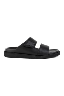 black-open-casual-slippers-men