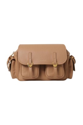 nude-leather-tote-bag